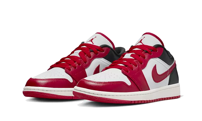 Air Jordan 1 Low Reverse Black Toe