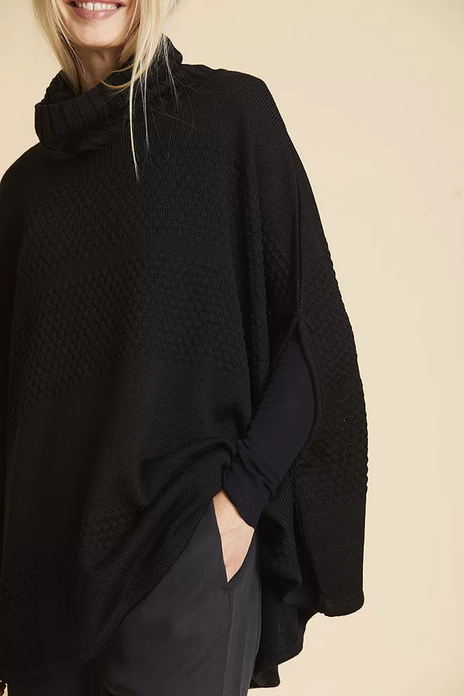 Sibin Linnebjerg Siff Poncho - Black