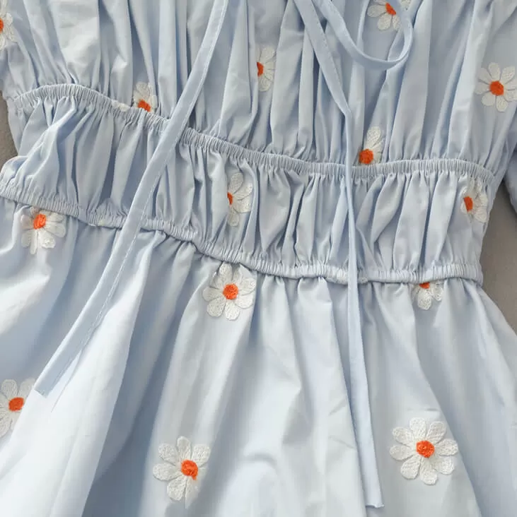 SWEET DAISY EMBROIDERY BESTIE DRESS BY61502