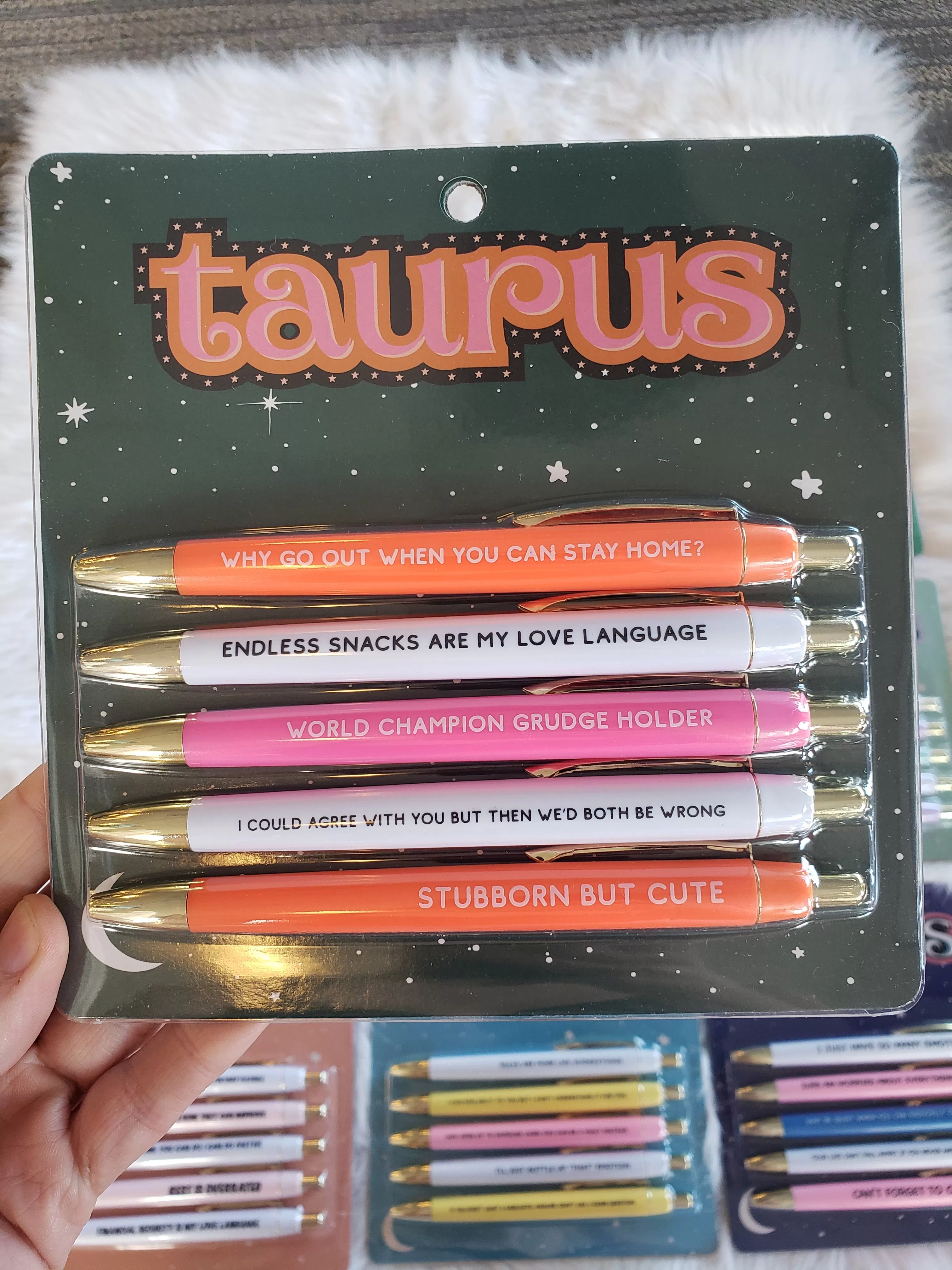 Taurus Pen Set