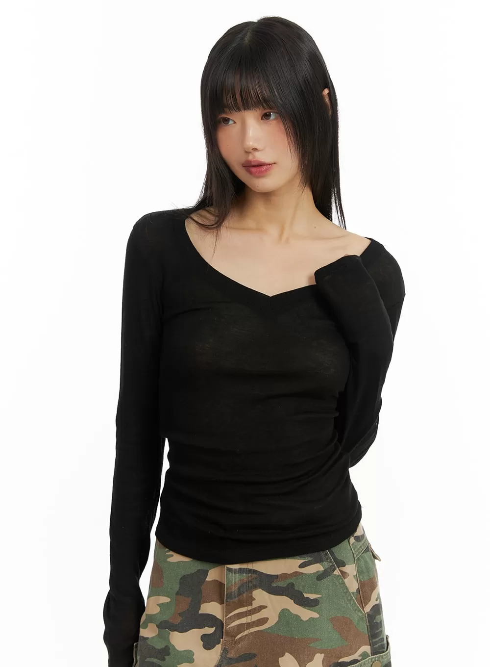 V-Neck Back Cut Out Long Sleeve CM412